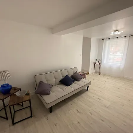 Comme A La Maison Ustaritz