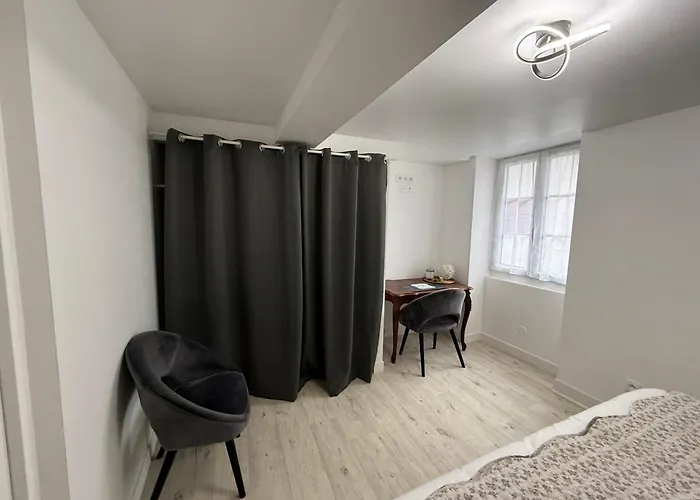 Comme A La Maison Ustaritz